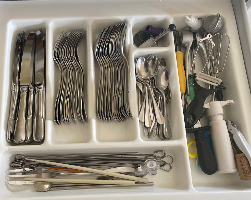 2 Drawers Of Kitchen Utensils