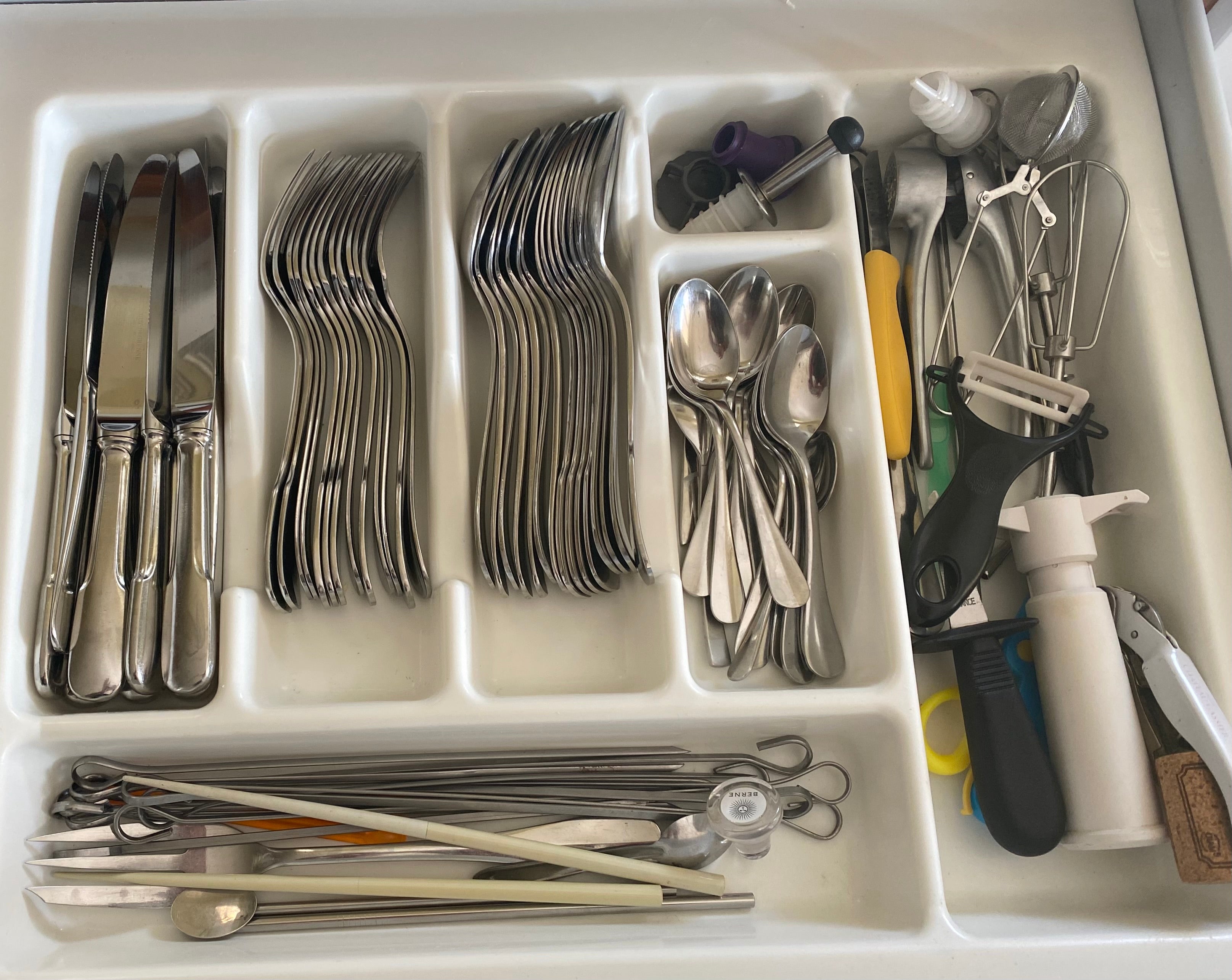 2 Drawers Of Kitchen Utensils